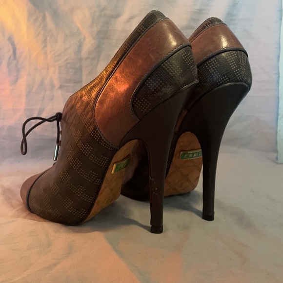 L.A.M.B Peep Toe Lace Up Booties. - Picture 3 of 8